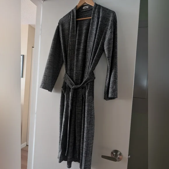 Knix Waffle Knit Robe - Picture 4 of 8